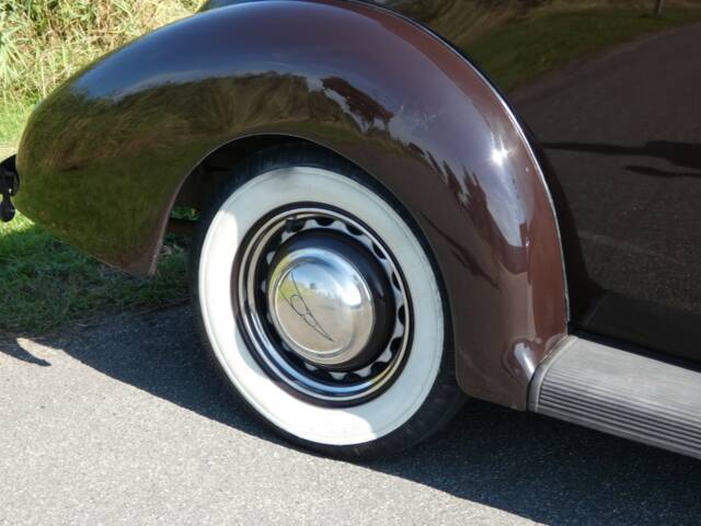 Ford V8