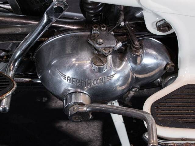 Aermacchi Zeffiro 125