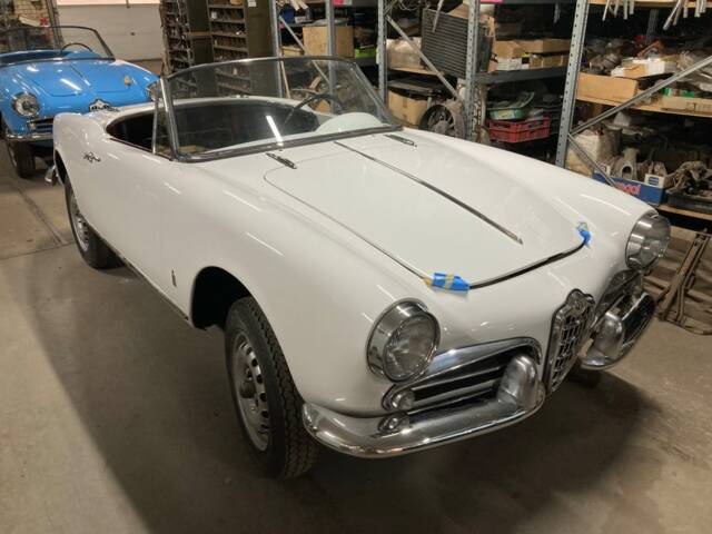 Immagine 1/12 di Alfa Romeo Giulietta Spider (1962)