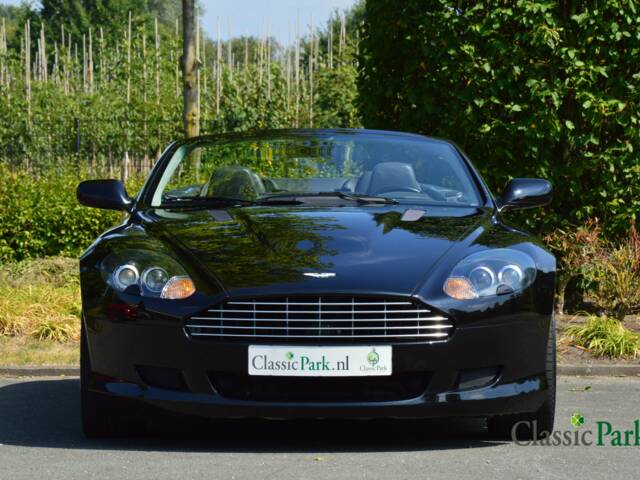 Aston Martin DB 9 Volante