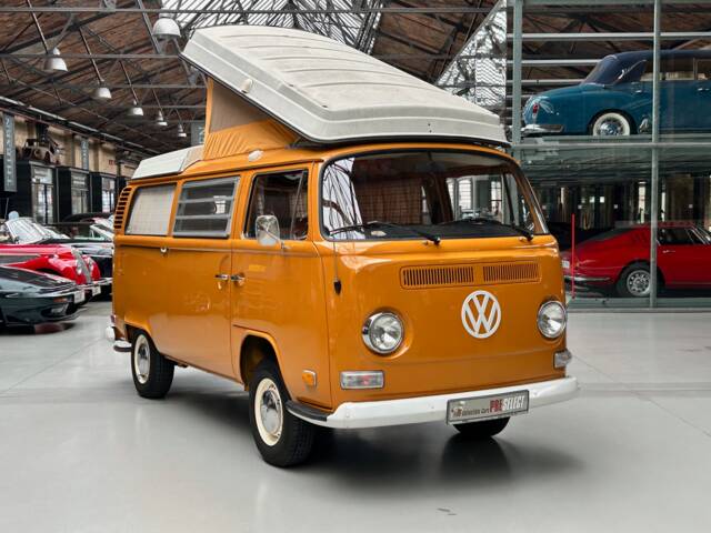 Volkswagen T2b Westfalia