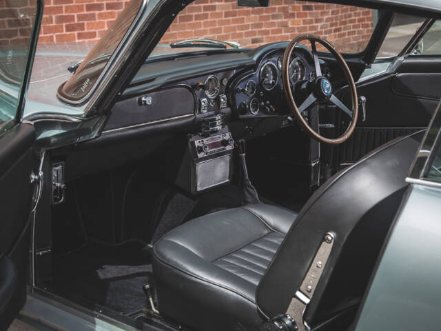Aston Martin DB 5