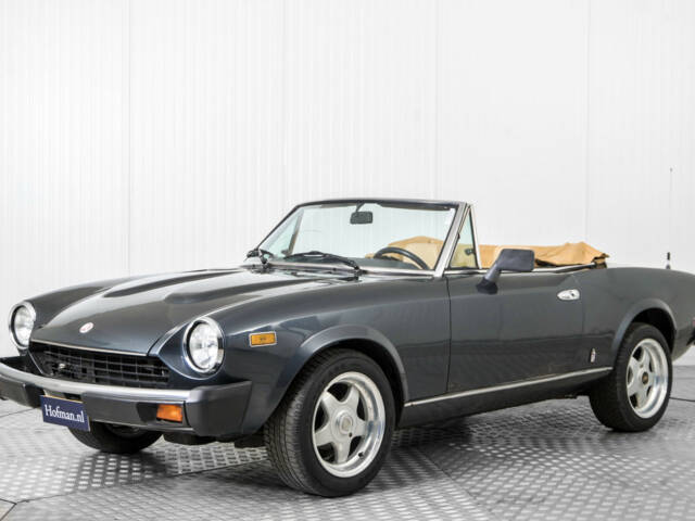 Image 1/50 of FIAT Spider 2000 (1981)