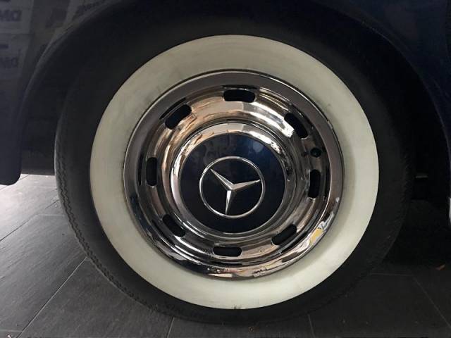 Mercedes-Benz 300 d Cabriolet D