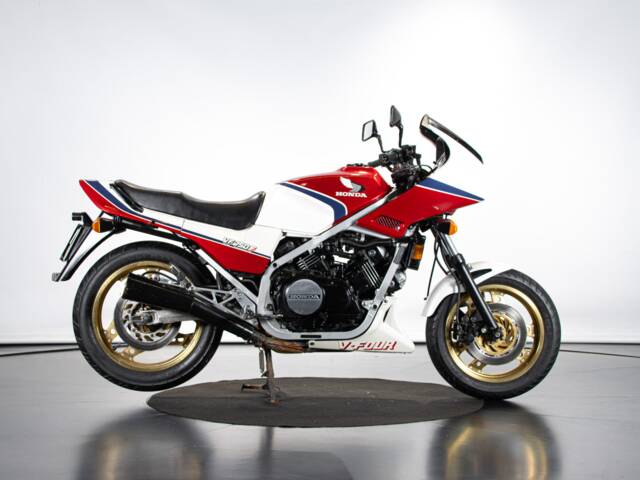 Honda VF 750