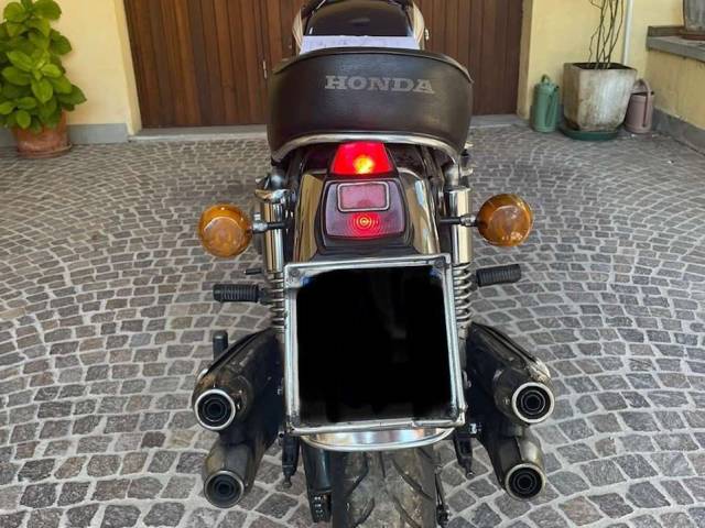 Honda CB 750 Four - 8