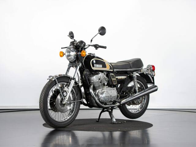 Yamaha TX 500