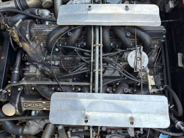 Jaguar E-Type V12 (2+2)