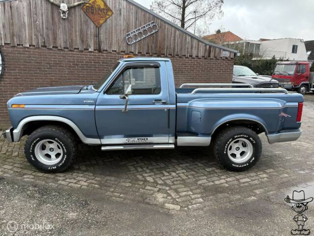 Ford F-150 XL