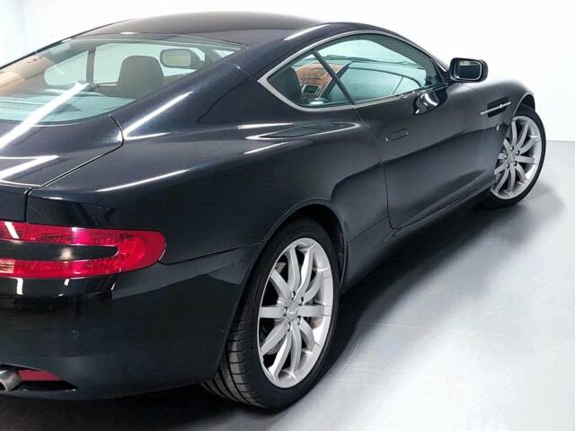 Bild 1/15 von Aston Martin DB 9 (2004)