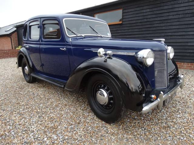 Image 1/25 de Austin 16 (1948)