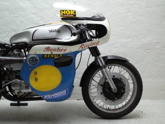 Norton Manx 500