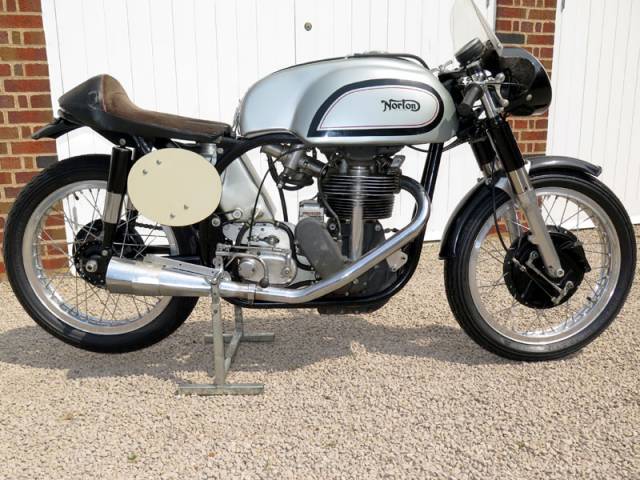 Bild 1/6 von Norton DUMMY (1961)