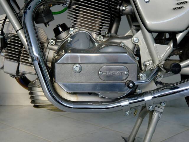 Ducati 900 SS