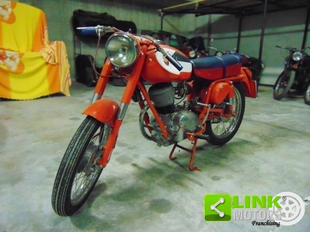 Image 1/10 of Gilera DUMMY (1962)