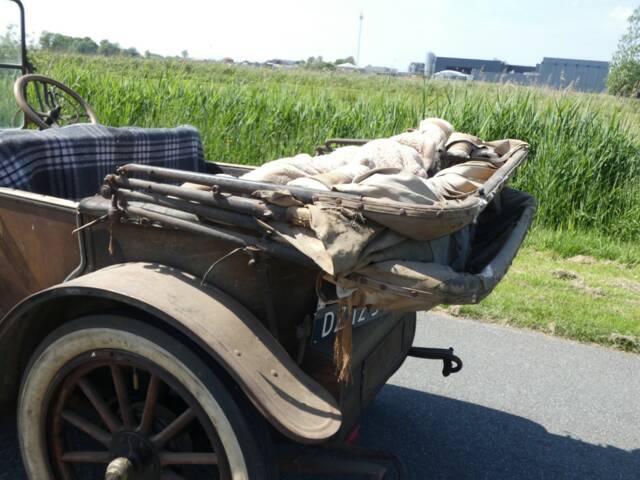 Regal Model T Underslung