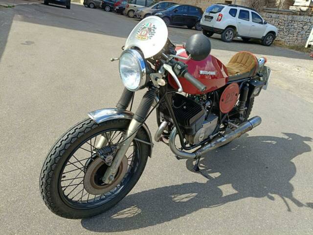 Moto Guzzi 254