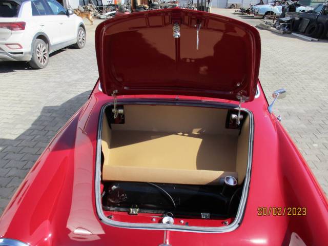 Volkswagen Karmann Ghia 1200