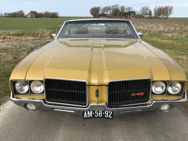 Imagen 1/28 de Oldsmobile Cutlass Supreme (1972)