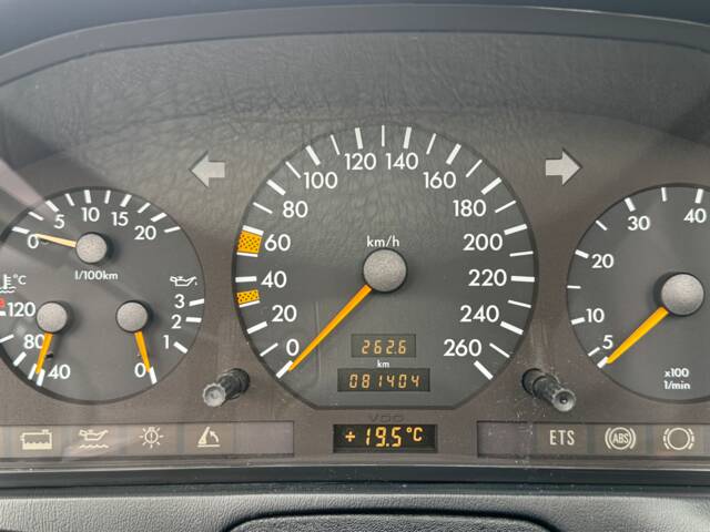 Mercedes-Benz SL 320