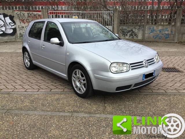 Bild 1/9 von Volkswagen Golf IV 1.8T GTI (2000)