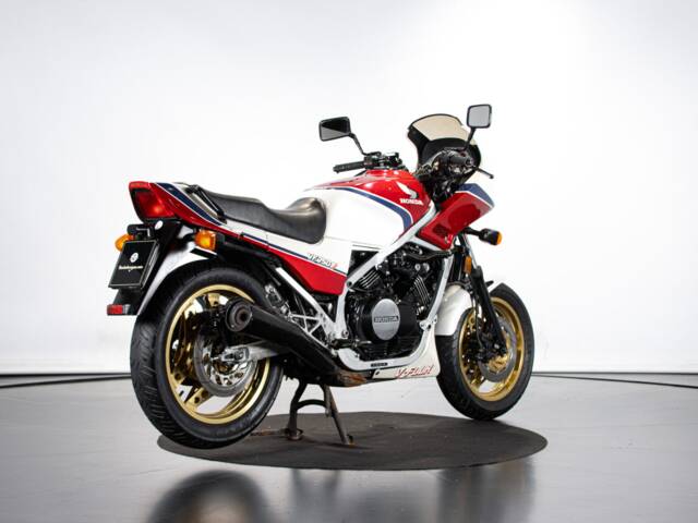 Honda VF 750