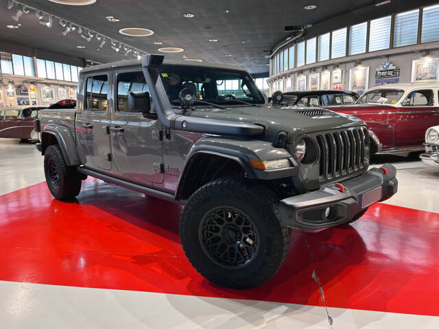 Image 1/28 de Jeep Gladiator V6 Mohave (2021)
