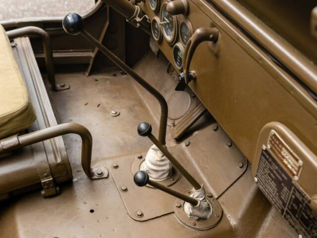 Hotchkiss M 201