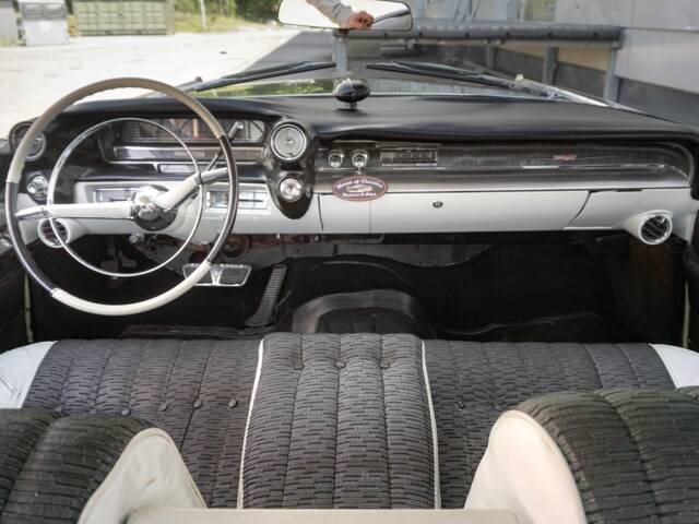 Cadillac Coupe DeVille