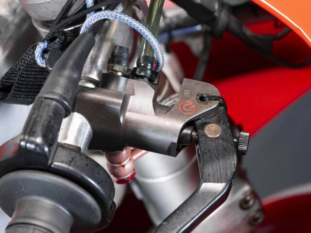 Ducati ST2