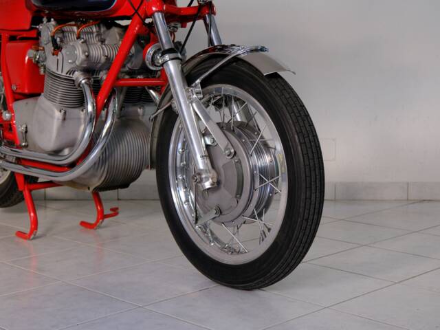 MV Agusta 750 Sport