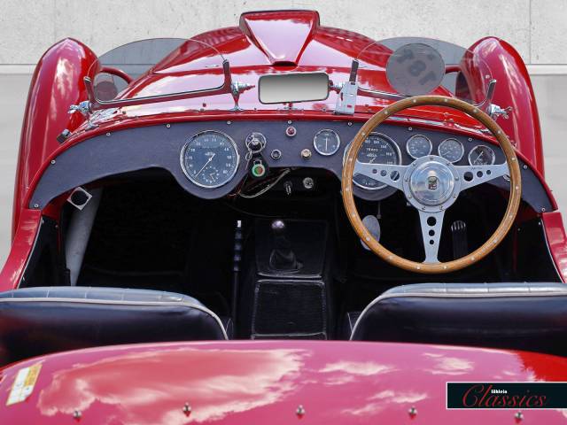 Healey Silverstone - Wir freuen uns auf Ihren Besuch / We are looking forward to your visit
