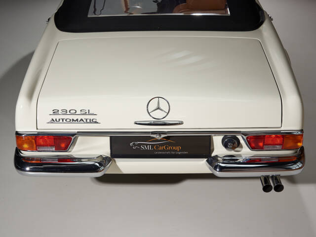 Mercedes-Benz 230 SL