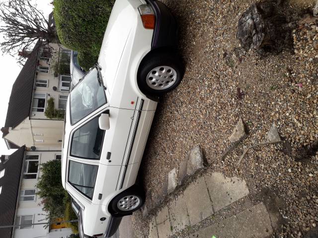 MINT ONE OWNER FORD ORION DIESEL, ONLY ONE LEFT, VERY RARE, MOT, RUNS PERFECT.
