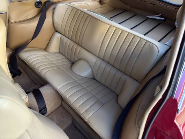 Jaguar E-Type V12 (2+2)