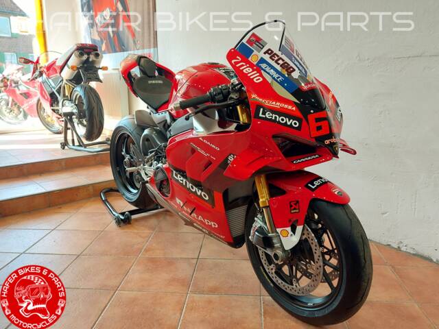 Immagine 1/48 di Ducati DUMMY (2022)