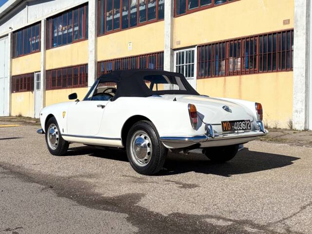 Alfa Romeo Giulia 1600 Spider