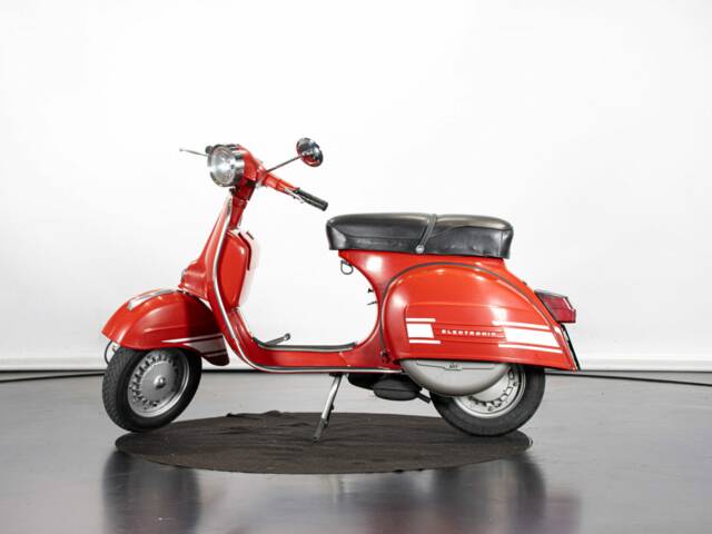 Piaggio Vespa 200 Rally