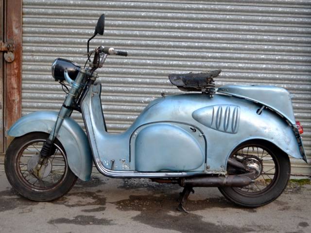 Image 1/6 of Iso Rivolta DUMMY (1949)