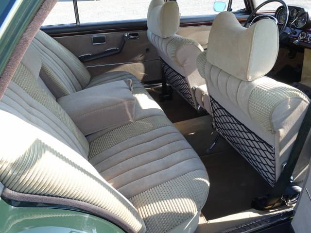 Mercedes-Benz 300 SEL 3.5