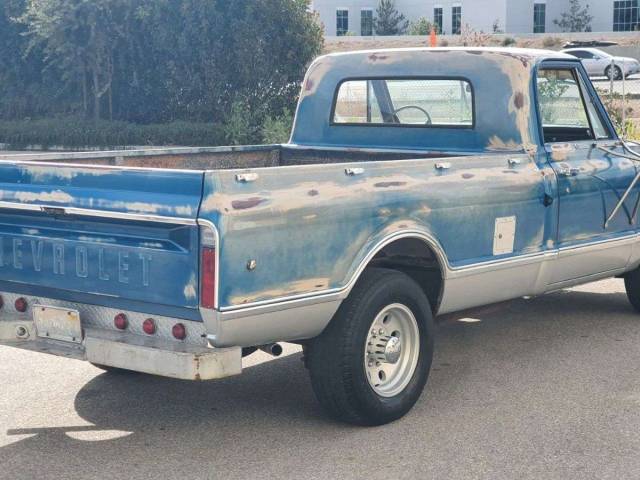 Chevrolet C 20