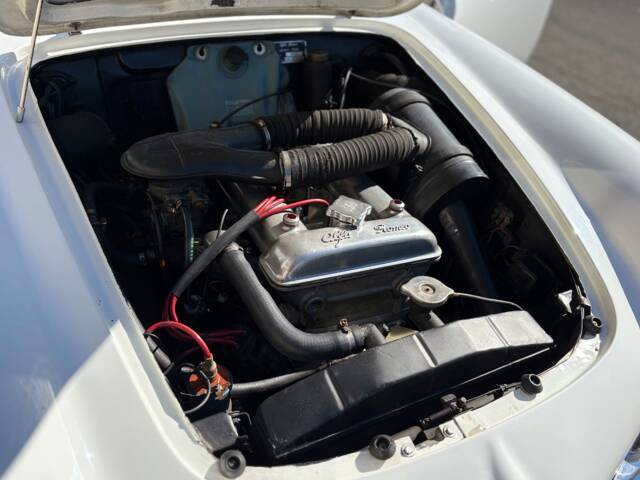 Alfa Romeo Giulia 1600 Spider