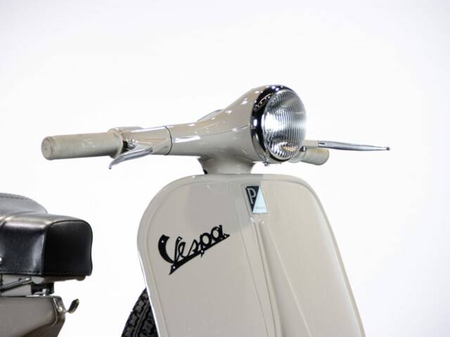 Piaggio Vespa 125