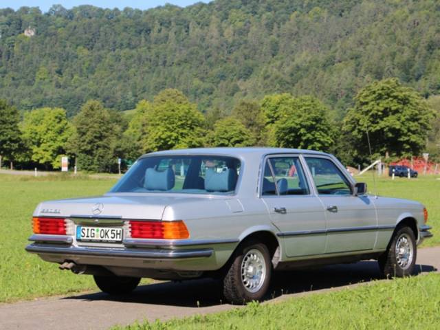 Mercedes-Benz 280 SE