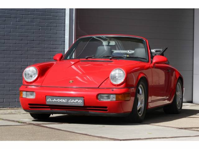 Porsche 911 Carrera 4