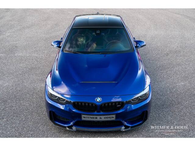BMW M4 CS
