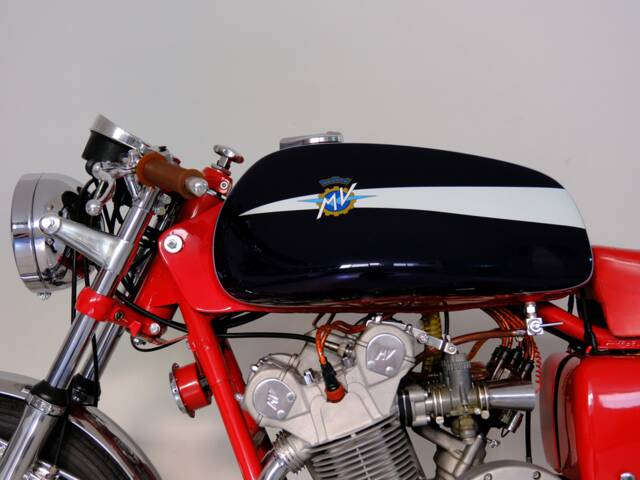 MV Agusta 750 Sport