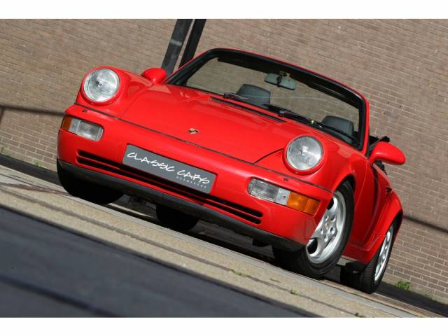 Porsche 911 Carrera 4