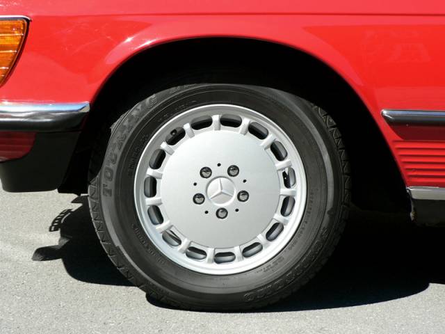 Mercedes-Benz 380 SL