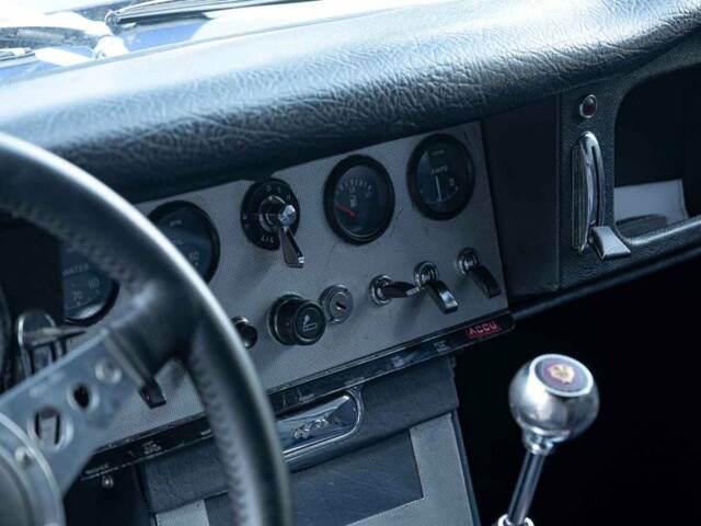Jaguar E-Type 3.8